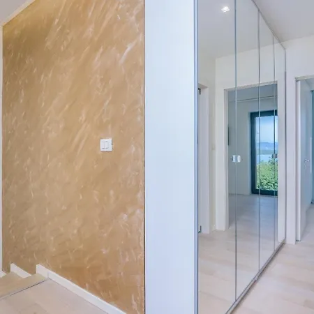 Sofija With Private Pool And Sea View Apartamento