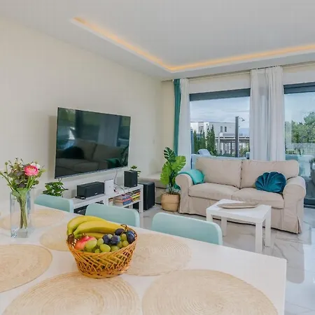 Sofija With Private Pool And Sea View